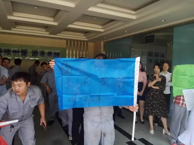 �Ϻ������y�T�S���ľ������P(y��ng)�ഺ���|(zh��)��չ���(d��ng)���D2��