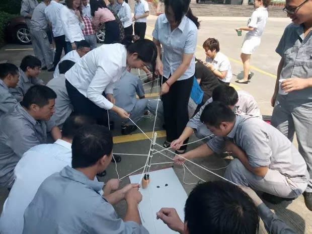 �Ϻ������y�T�S���ľ������P(y��ng)�ഺ���|(zh��)��չ���(d��ng)���D8��